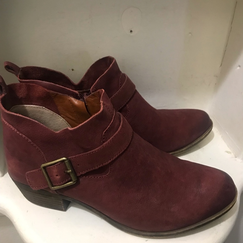 Lucky brand Leather